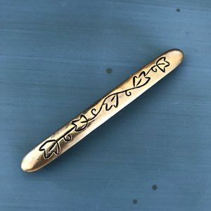 Gold Floral Engraved Barrett